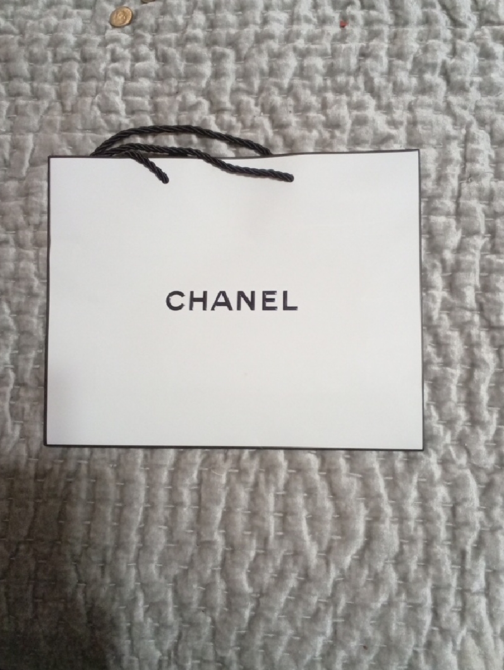 CHANEL White Shopping Bag with Black Logo and Handles